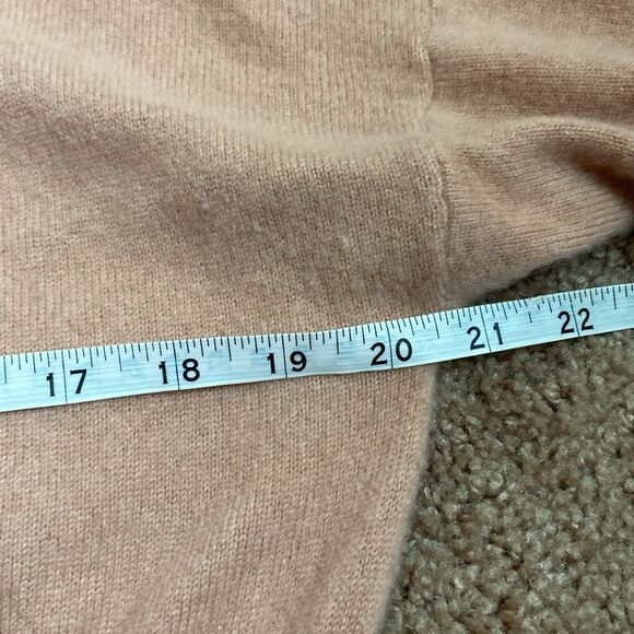 J. Crew Cashmere ribbed crewneck sweater (Sz XL) Muted Pink Bell Sleeve V-Neck - Picture 12 of 13